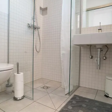 Laerchmoos Lejlighed